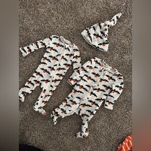 2 Spooky Bat Print Kids Footie Set with 1 hat